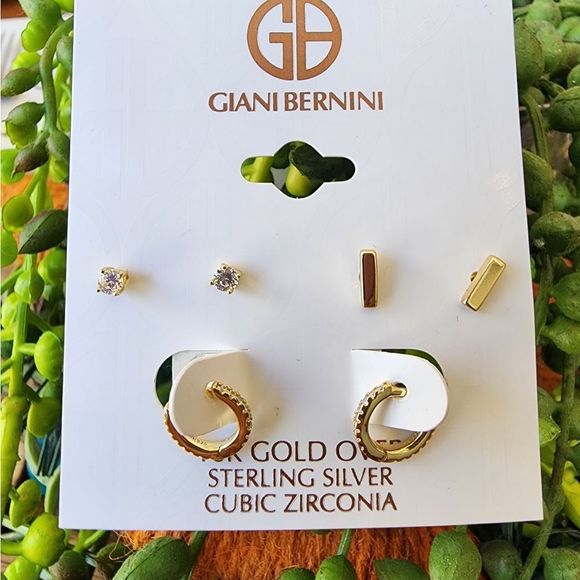 Giani Bernini 18 karat gold and cubic zirconia earring stud huggie hoop set NWT - Picture 2 of 3